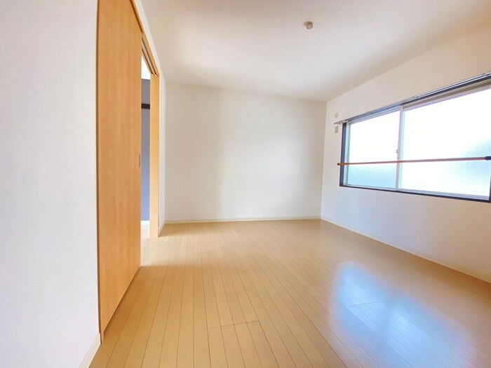 物件内観写真18　(居室)
