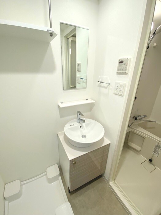 物件内観写真9　(洗面)