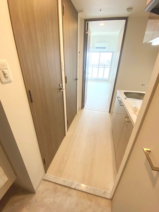 物件内観写真19　(廊下)