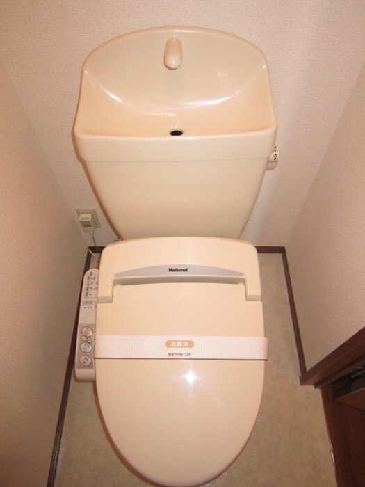 物件内観写真15　(トイレ)