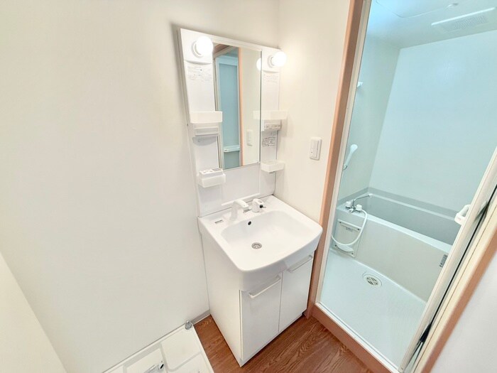 物件内観写真13　(洗面)