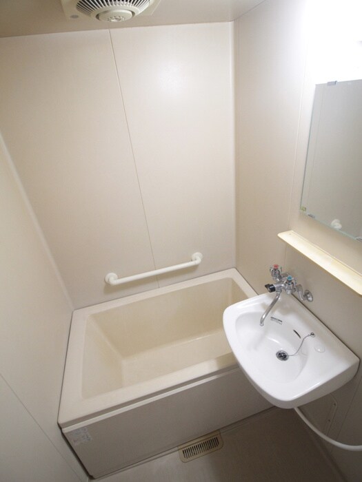 物件内観写真9　(バス／シャワールーム等)