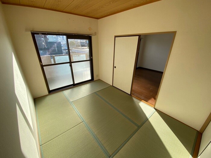 物件内観写真10　(居室)