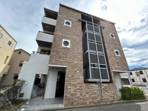 22番館の外観写真