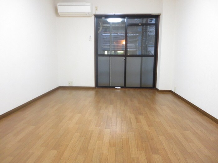 物件内観写真5　(居室)