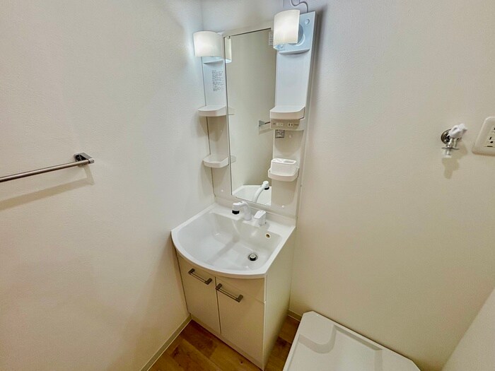 物件内観写真11　(洗面)