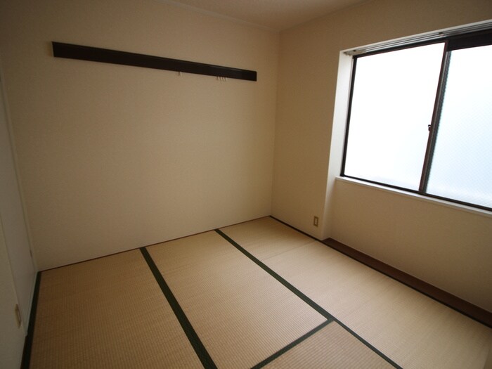 物件内観写真14　(居室)