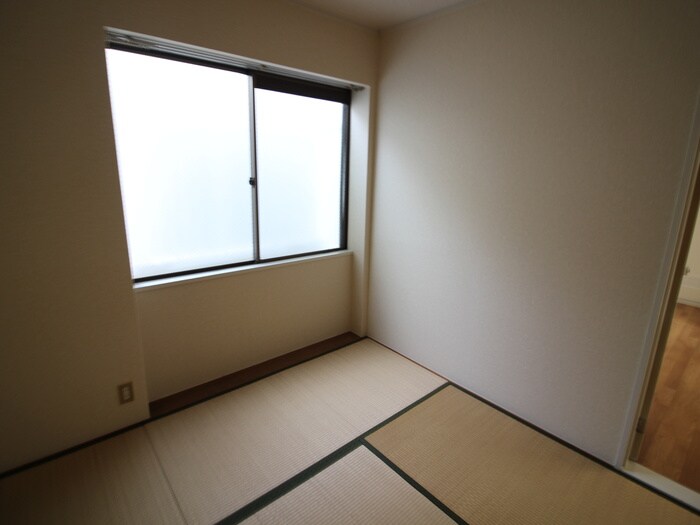 物件内観写真16　(居室)