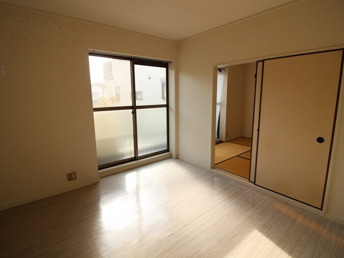 物件内観写真17　(居室)