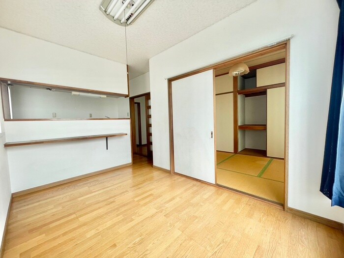 物件内観写真7　(居室)