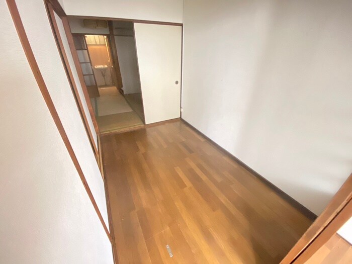 物件内観写真6　(居室)