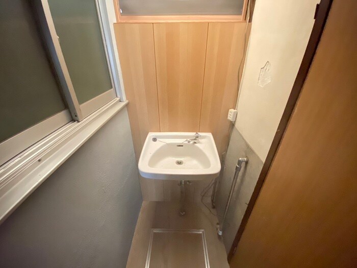 物件内観写真13　(洗面)