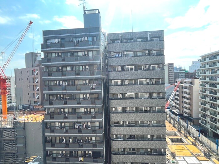 物件内観写真20　(室内からの展望)