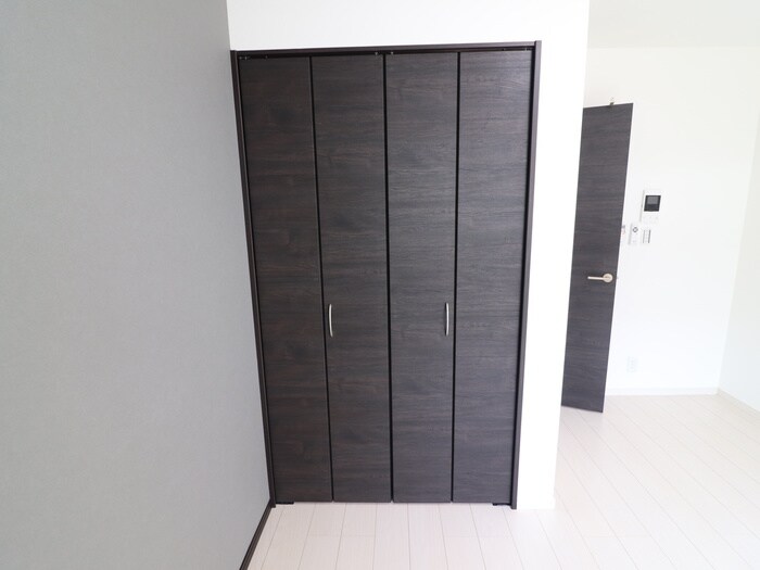 物件内観写真10　(収納)