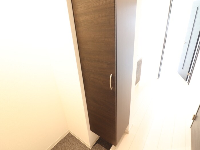物件内観写真12　(靴箱)