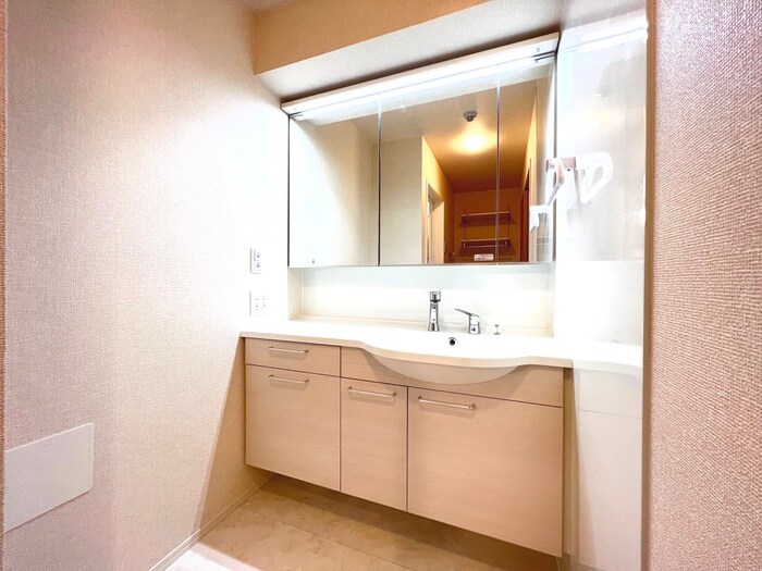 物件内観写真10　(洗面)