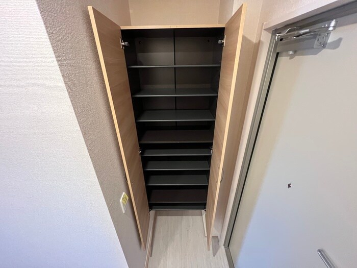 物件内観写真19　(靴箱)
