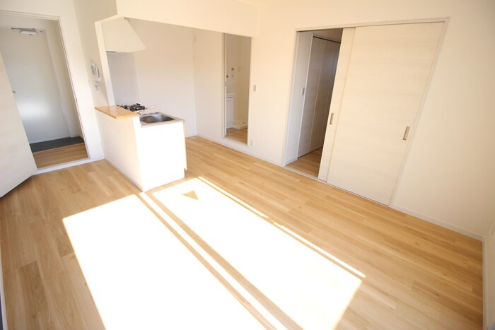 物件内観写真7　(居室)