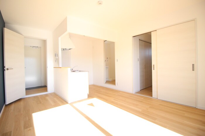 物件内観写真8　(居室)