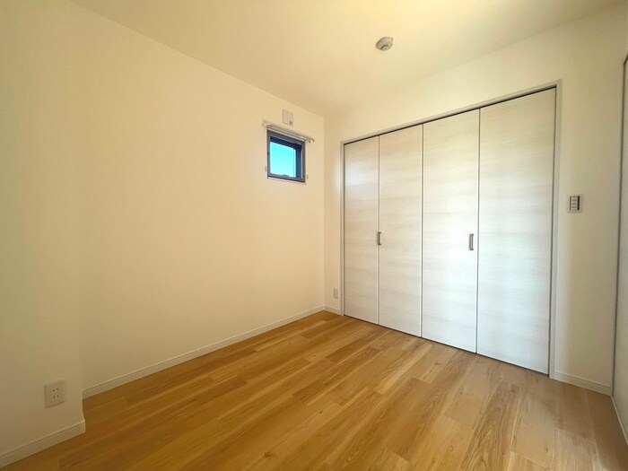 物件内観写真8　(居室)