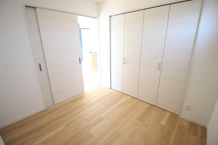 物件内観写真9　(居室)