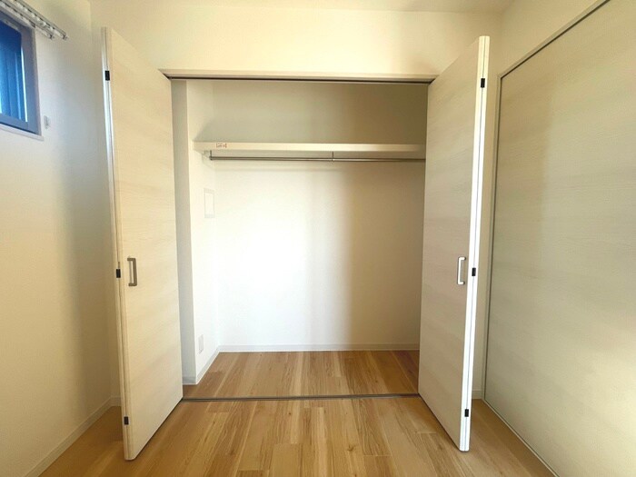 物件内観写真16　(収納)