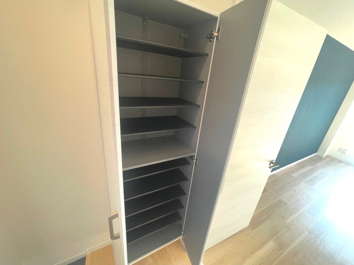 物件内観写真17　(靴箱)