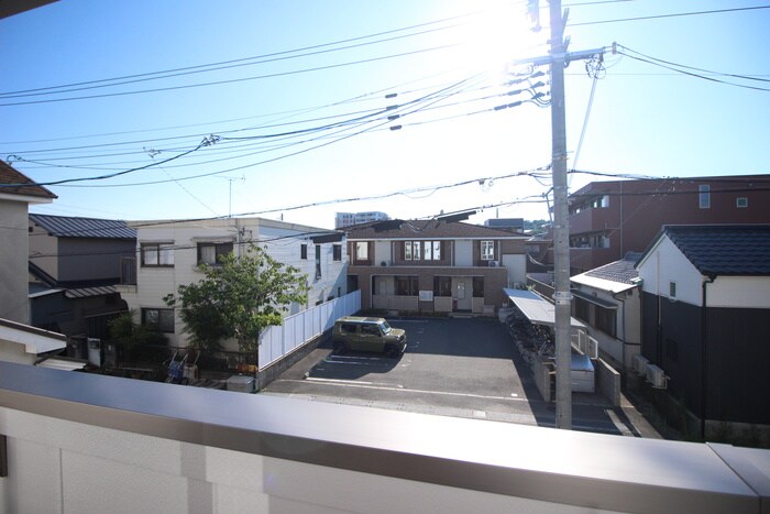 物件内観写真20　(室内からの展望)