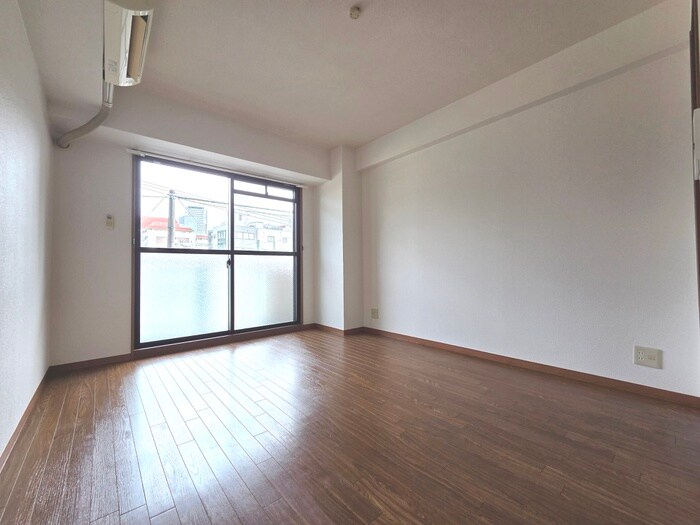 物件内観写真12　(居室)