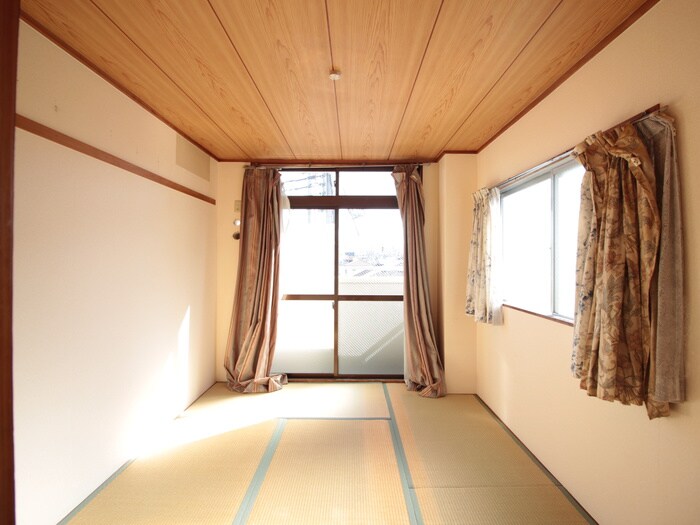 物件内観写真7　(居室)