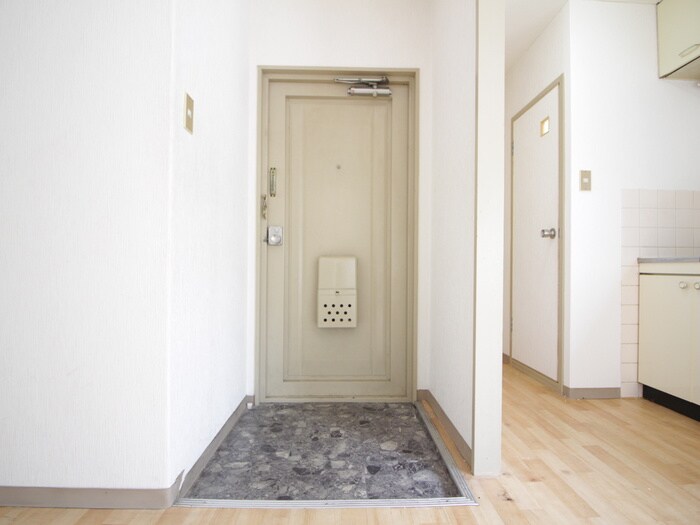 物件内観写真14　(廊下)