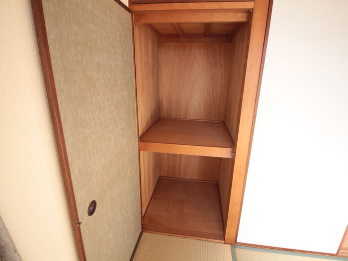 物件内観写真15　(収納)