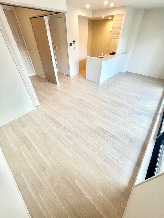 物件内観写真11　(居室)