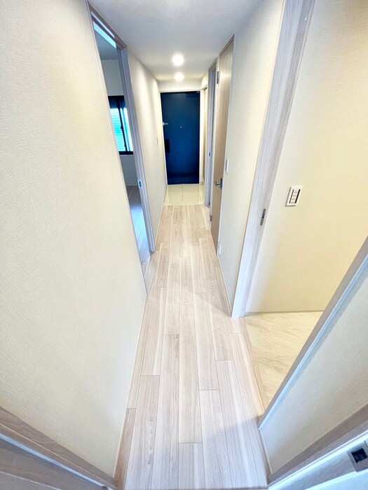 物件内観写真18　(廊下)