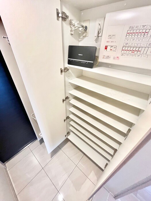 物件内観写真19　(靴箱)