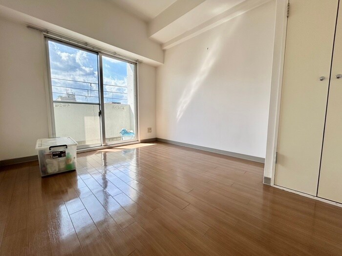 物件内観写真6　(居室)