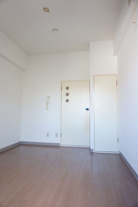 物件内観写真6　(居室)