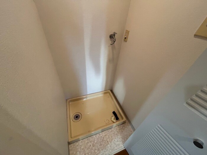 物件内観写真20　(洗濯機置場)