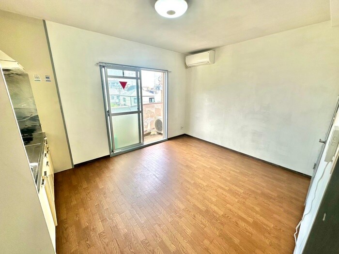 物件内観写真9　(居室)