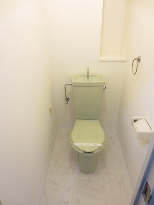 物件内観写真12　(トイレ)