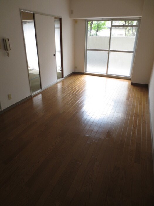 物件内観写真14　(居室)