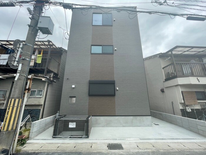 物件外観写真1　(外観写真)