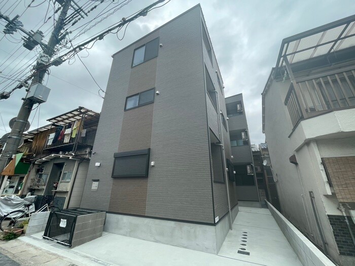 物件外観写真2　(外観写真)