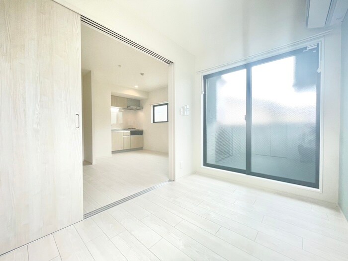 物件内観写真13　(居室)