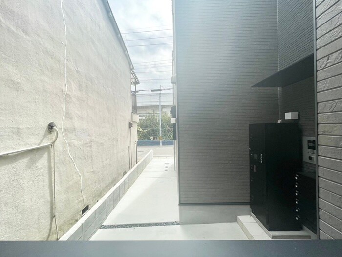 物件内観写真22　(室内からの展望)