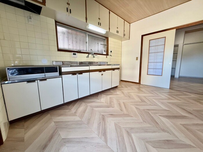 物件内観写真7　(居室)