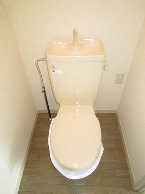 物件内観写真11　(トイレ)