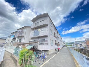 デア・ゼ－１２外観写真