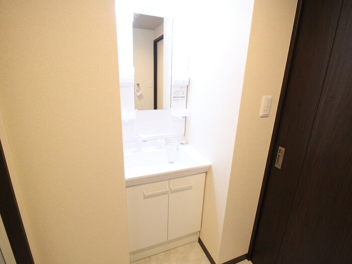 物件内観写真12　(洗面)