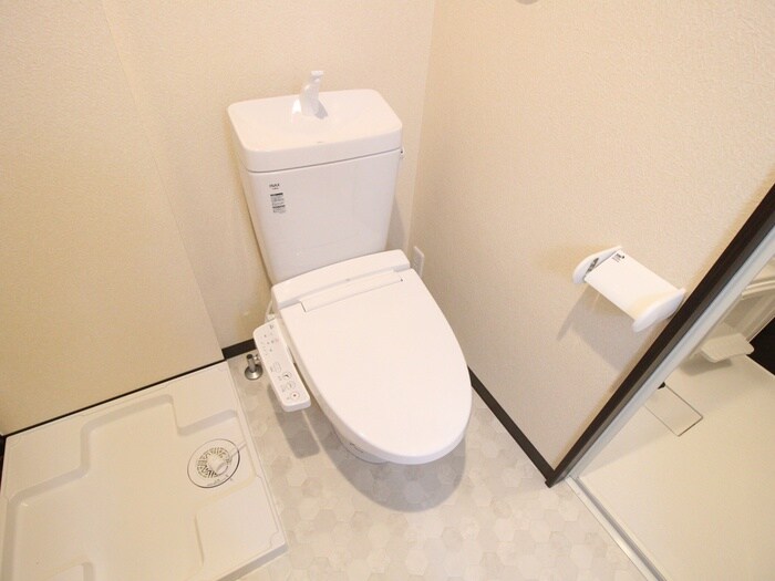 物件内観写真14　(トイレ)